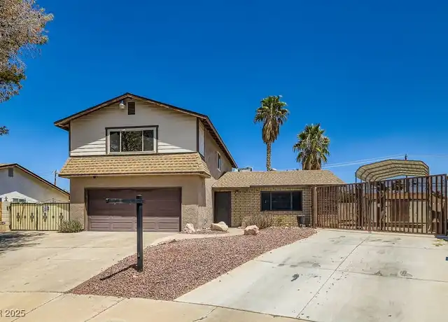 Property at 733 Strawberry Pl, Henderson, NV, 89002, 3 beds, 2.5 baths, [object Object]