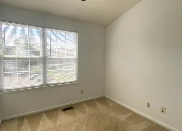 Property at 8198 Winstead Pl Unit 204, Manassas, VA, 20109, 2 beds, 1.5 baths, [object Object]