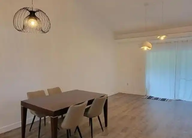 Property at 376 SW 113th Way, Pembroke Pines, FL, 33025, 1 bed, 1 bath, [object Object]