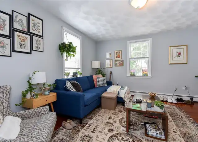 Property at 6 Trenton St, Providence, RI, 02906, 3 beds, 1 bath, [object Object]