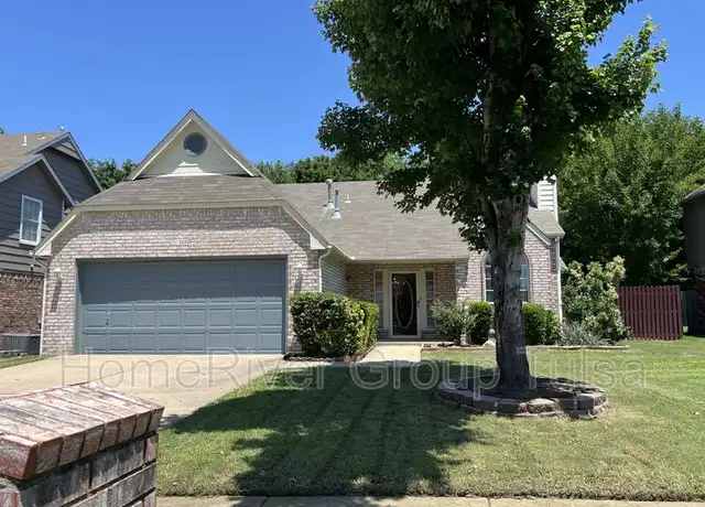 Property at 3104 W Hartford St, Broken Arrow, OK, 74012, 4 beds, 2 baths, [object Object]