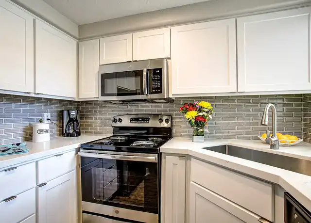 Property at Village at Lakewood - 15815 S Lakewood Pkwy W, Phoenix, AZ, 85048, 1-2 bed, 1-2 bath, [object Object]