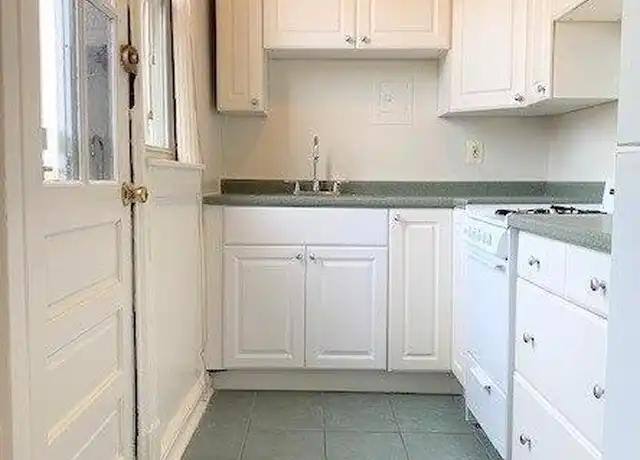 Property at 2831 28th St NW, Washington, DC, 20008, 1 bed, 1 bath, [object Object]