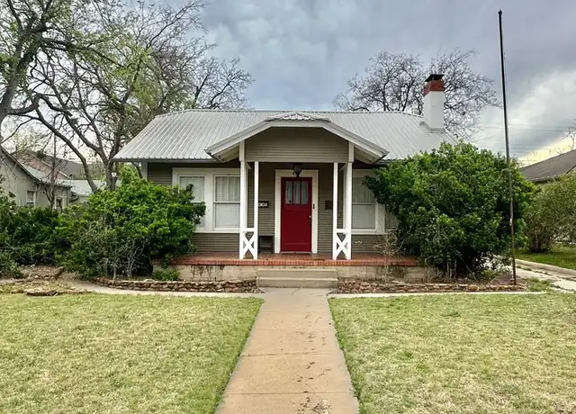 Property at 409 S Washington St, San Angelo, TX, 76901, 3 beds, 2 baths, [object Object]