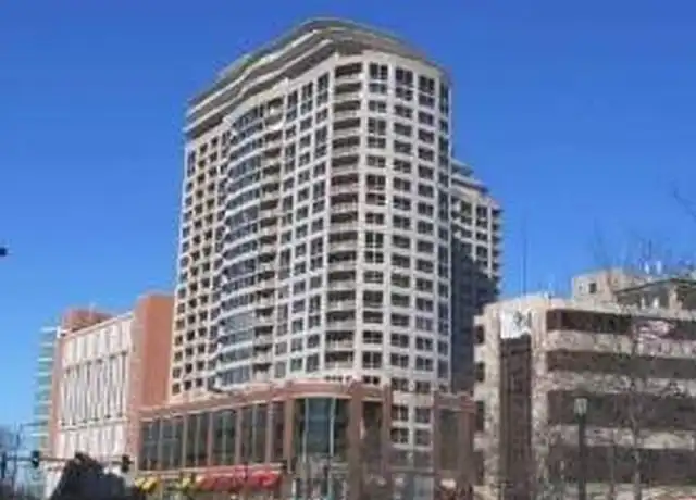 Property at 807 Davis St #1410, Evanston, IL, 60201, 1 bed, 1 bath, [object Object]