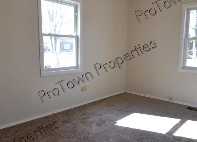 Property at 117 Edison Rd, Joliet, IL, 60433, 2 beds, 1 bath, [object Object]