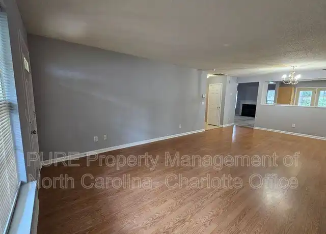 Property at 10035 University Park Ln, Charlotte, NC, 28213, 3 beds, 2.5 baths, [object Object]