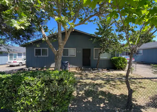Property at 431 S Columbus Ave, Medford, OR, 97501, 3 beds, 1 bath, [object Object]