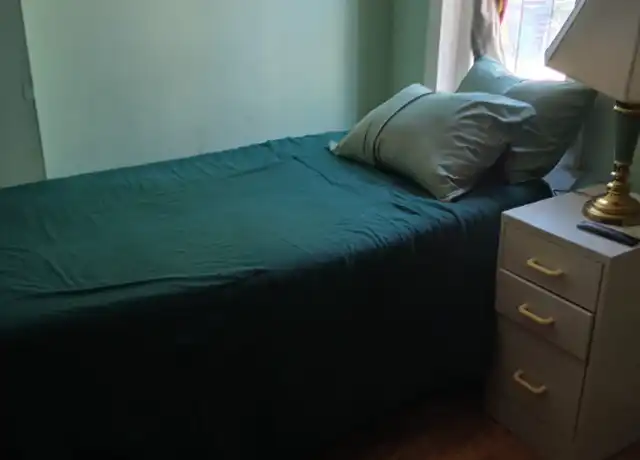 Property at 2115 W Fayette St, Baltimore, MD, 21223, 1 bed, 1 bath, [object Object]