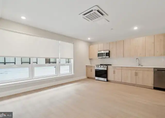 Property at 922 N Broad St Unit 1 BEDROOM 3RD FL, Philadelphia, PA, 19130, 1 bed, 1 bath, [object Object]