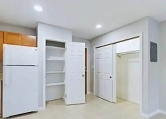 Property at 445 Pleasant St Unit 26, Weymouth, MA, 02190, 1 bed, 1 bath, [object Object]