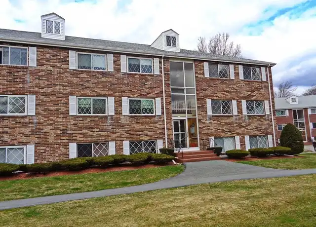 Property at 5 Fernview Ave #6, North Andover, MA, 01845, 2 beds, 1 bath, [object Object]