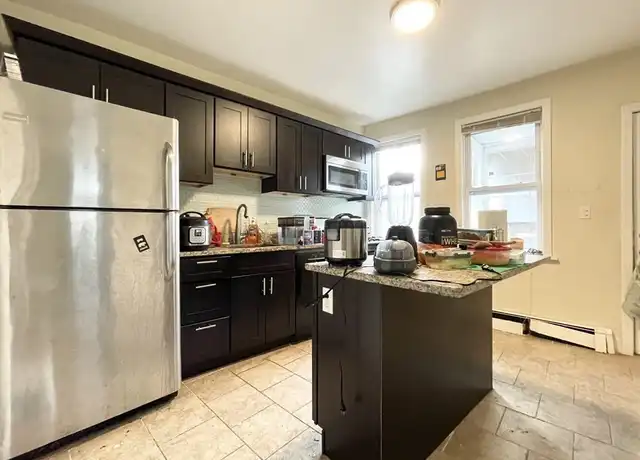 Property at 2 Wyman Pl, Jamaica Plain, MA, 02130, 3 beds, 1 bath, [object Object]