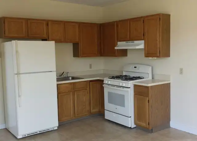 Property at 33 Deforest St Unit A44, Seymour, CT, 06483, 1 bed, 1 bath, [object Object]