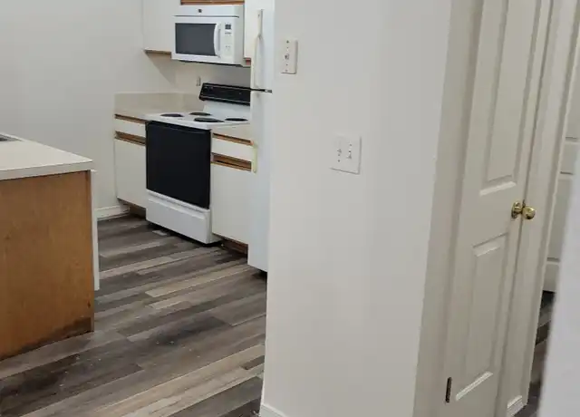 Property at 2140 Stace St Unit 2, Idaho Falls, ID, 83401, 3 beds, 1 bath, [object Object]
