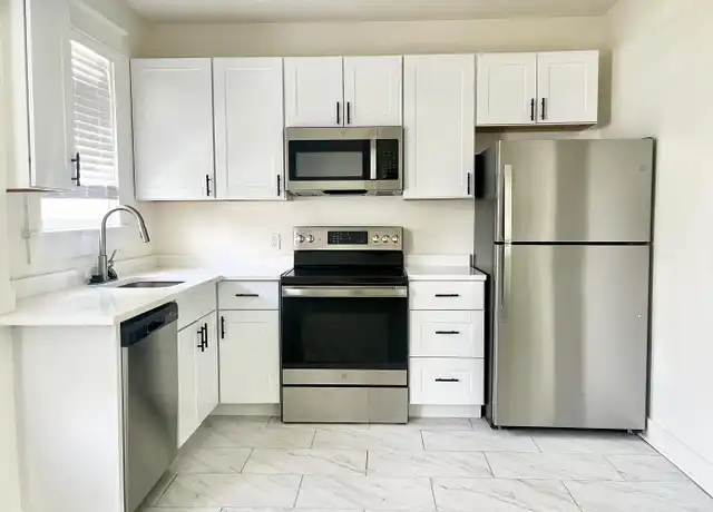 Property at 916 Park Blvd Unit 916, Baton Rouge, LA, 70802, 1 bed, 1 bath, [object Object]