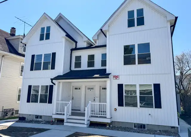 Property at 123 Princeton St, Bridgeport, CT, 06605, 4 beds, 2 baths, [object Object]