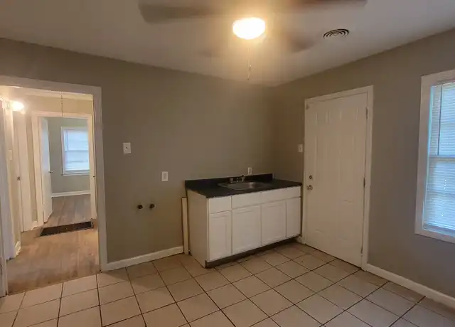 Property at 2681 Dunn Ave, Memphis, TN, 38114, 2 beds, 1 bath, [object Object]