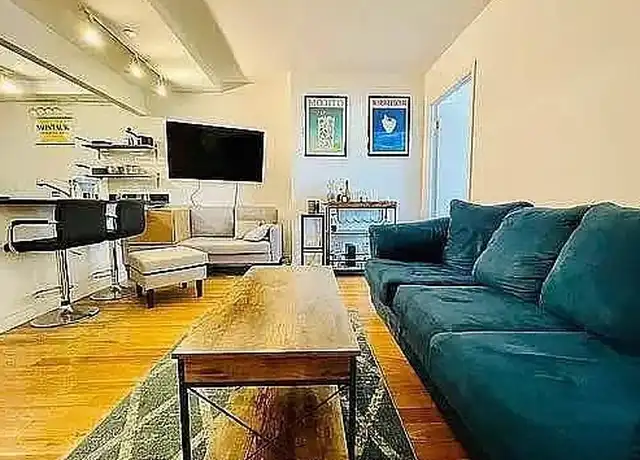 Property at 196 Stanton St Unit 5J, New York, NY, 10002, 2 beds, 1 bath, [object Object]