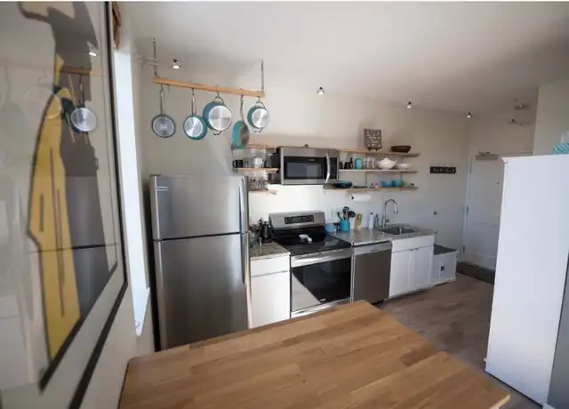 Property at 60 Parris St, Portland, ME, 04101, 1 bed, 1 bath, [object Object]