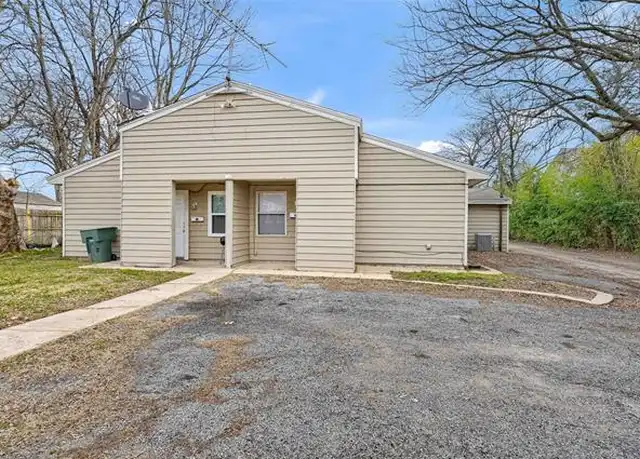 Property at 817 S Elm St #2, Sherman, TX, 75090, 1 bed, 1 bath, [object Object]