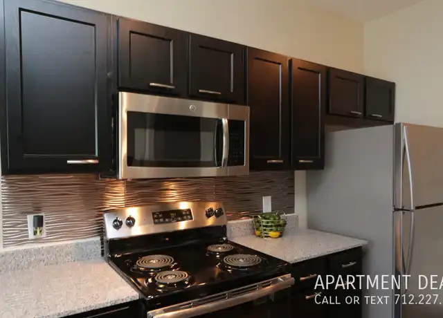 Property at 1716 Old Alvin Rd Unit 4110, Pearland, TX, 77581, 2 beds, 2 baths, [object Object]
