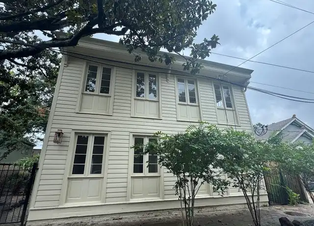 Property at 914 Dante St Unit 103, New Orleans, LA, 70118, 2 beds, 2 baths, [object Object]