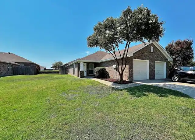 Property at 1709 Novella Ct, Fort Worth, TX, 76134, 3 beds, 2 baths, [object Object]