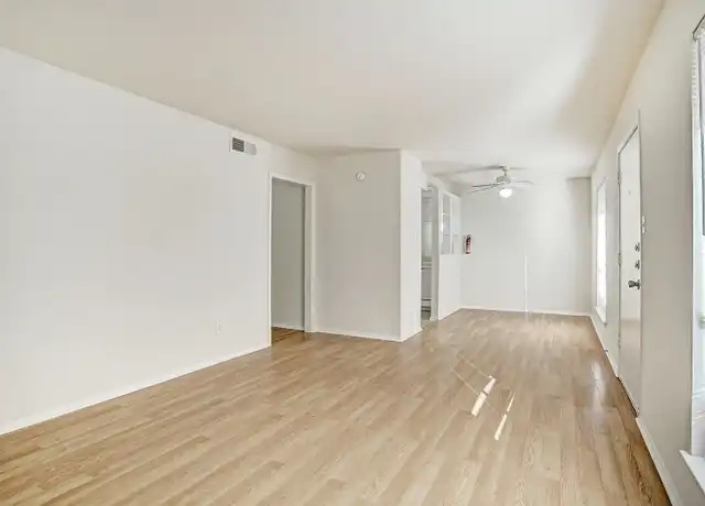 Property at 3407 Graustark St Unit 2, Houston, TX, 77006, 2 beds, 1 bath, [object Object]