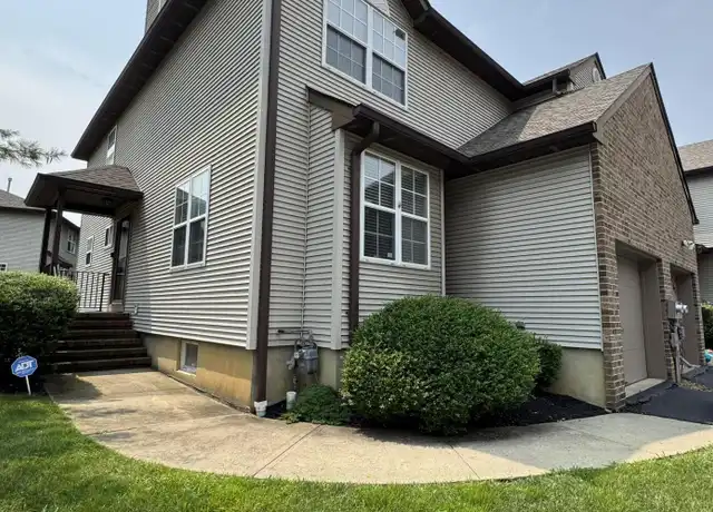 Property at 81 Atrium Way Unit 8-1, Manalapan, NJ, 07726, 3 beds, 2.5 baths, [object Object]