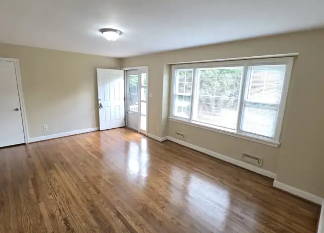 Property at 404 Keats Rd, Henrico, VA, 23229, 3 beds, 2 baths, [object Object]
