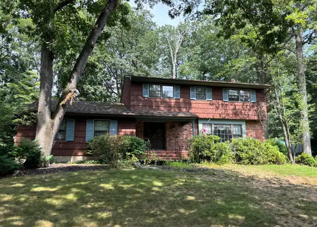 Property at 4 Amanda Ct, East Brunswick, NJ, 08816, 4 beds, 2.5 baths, [object Object]