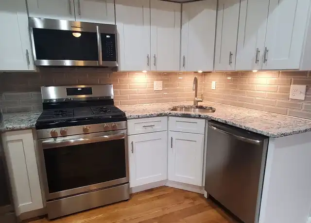 Property at 927 Dorchester Ave Unit 2, Boston, MA, 02125, 2 beds, 1 bath, [object Object]
