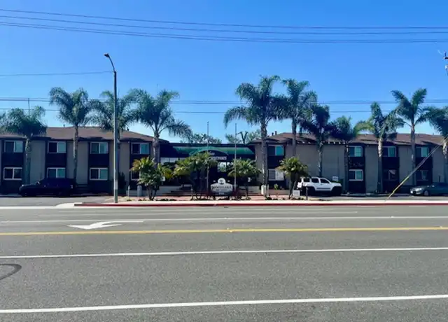 Property at Woodlake - 6100 Edinger Ave, Huntington Beach, CA, 92647, 1-2 bed, 1-2 bath, [object Object]