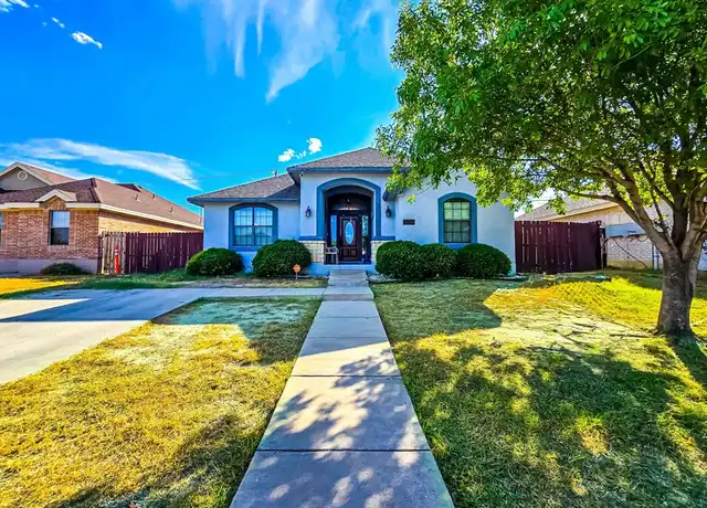 Property at 2673 Crown View Dr, Eagle Pass, TX, 78852, 3 beds, 3 baths, [object Object]