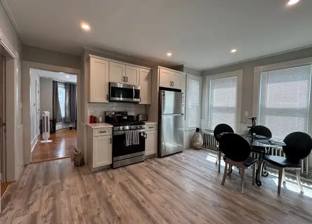 Property at 78 Lexington St Unit 1, Lynn, MA, 01902, 2 beds, 1 bath, [object Object]