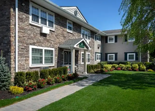 Property at 811 Long Island Ave Unit 10B, Deer Park, NY, 11729, 0 beds, 1 bath, [object Object]