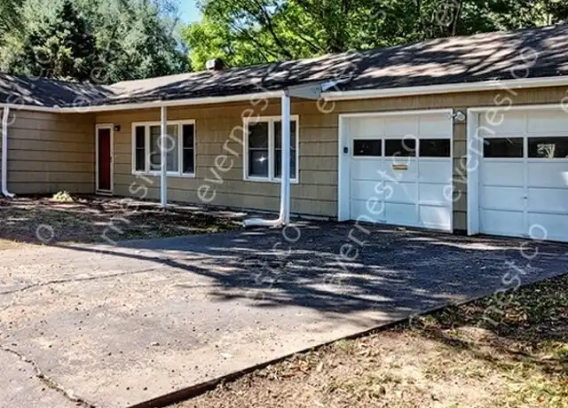 Property at 5200 Sterling Ave, Raytown, MO, 64133, 3 beds, 1.5 baths, [object Object]