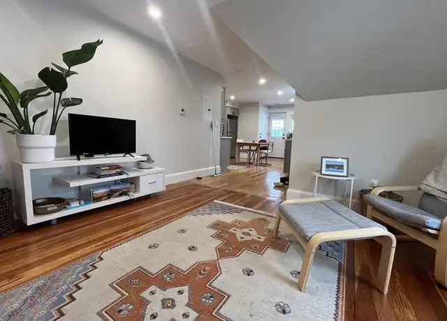 Property at 18 Colberg Ave Unit 3, Boston, MA, 02131, 2 beds, 1 bath, [object Object]