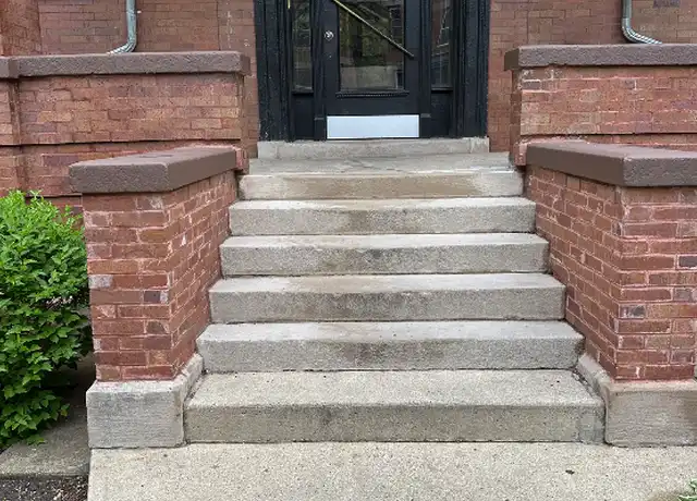 Property at 4927 N Winthrop Ave, Chicago, IL, 60640, 3 beds, 2 baths, [object Object]