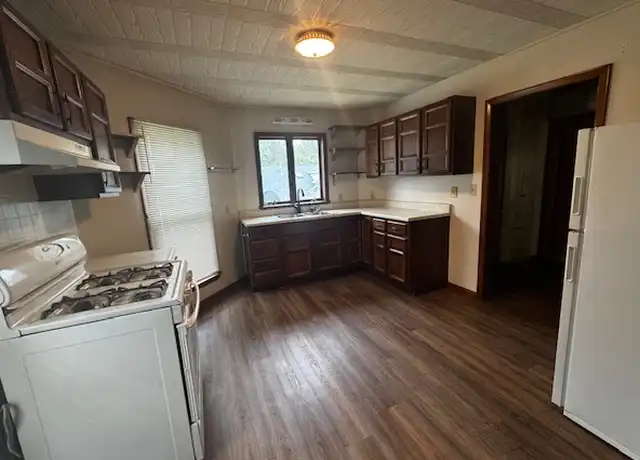 Property at 408 N College Ave Unit 2, Aledo, IL, 61231, 1 bed, 1 bath, [object Object]