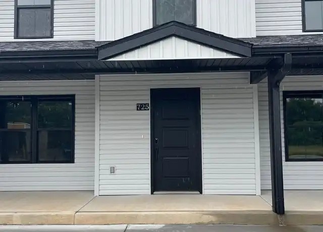 Property at 727 Howard Dr, Lebanon, MO, 65536, 3 beds, 2.5 baths, [object Object]