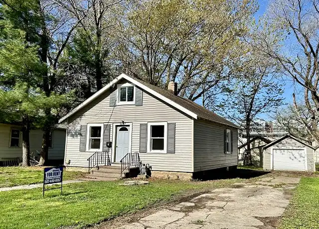 Property at 1207 9th St NE, Austin, MN, 55912, 2 beds, 1 bath, [object Object]