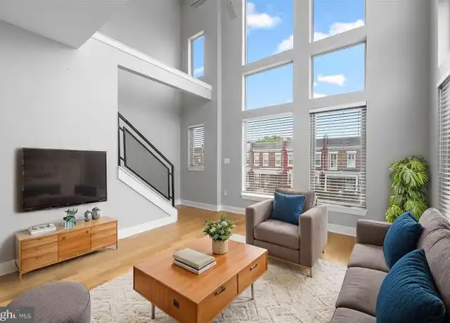 Property at 471 Luray Pl NW Unit B, Washington, DC, 20010, 2 beds, 2 baths, [object Object]