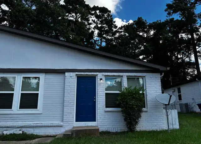 Property at 736 Vicki Dr Unit 736 B, Huntsville, TX, 77340, 3 beds, 2 baths, [object Object]