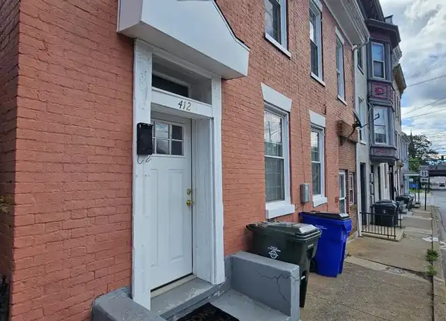 Property at 410 W Washington St Unit 412, Hagerstown, MD, 21740, 3 beds, 2 baths, [object Object]