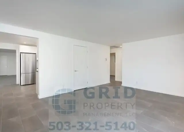 Property at 636 2nd St Unit 630, Lake Oswego, OR, 97034, 3 beds, 1 bath, [object Object]