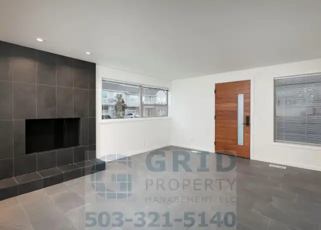 Property at 636 2nd St Unit 630, Lake Oswego, OR, 97034, 3 beds, 1 bath, [object Object]