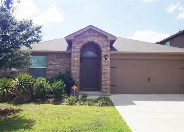 Property at 724 Zeke Lake Trl, Fort Worth, TX, 76120, 4 beds, 2 baths, [object Object]