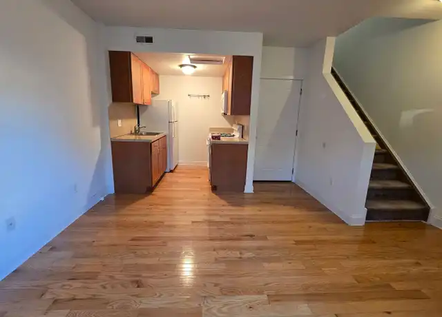 Property at 1506 S 13th St Unit 3, Philadelphia, PA, 19147, 2 beds, 1 bath, [object Object]